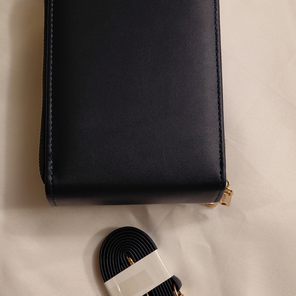 Forever Lovely Design For Madley crossbody phone bag - Picture 7 of 12